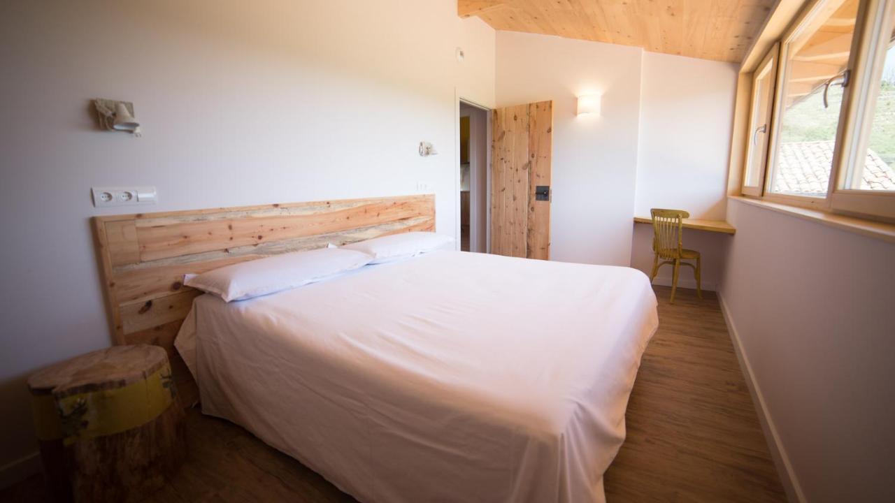 Eco-Apartaments Cal Rossa De Taus Exterior foto